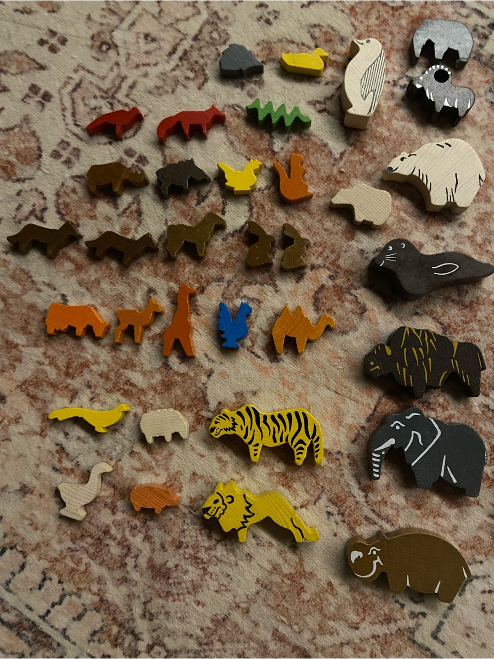 Wooden Wildlife Puzzle Pieces Set - Multicolor